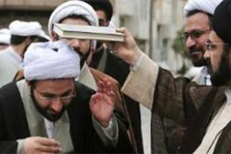 طلاب جوان چه زمانی امر تبلیغ را آغاز کنند؟