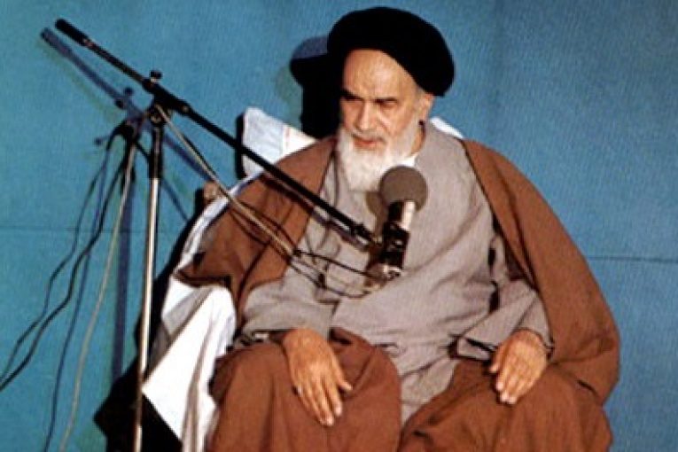 سر پیروزی مجاهدان ایمان به خدا بود.